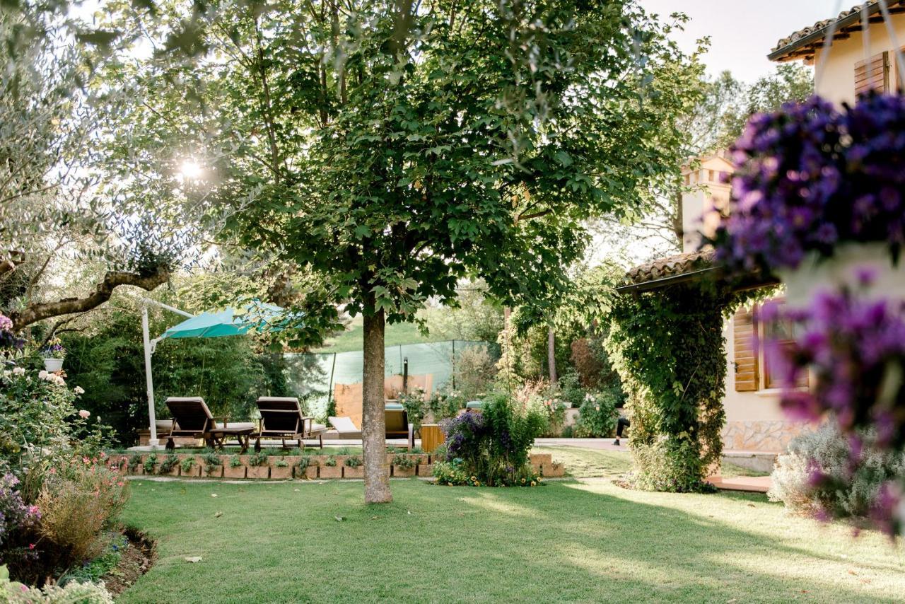 Villa Louise Umbria Uncinano Luaran gambar