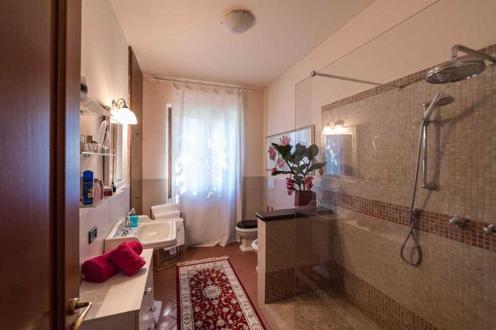 Villa Louise Umbria Uncinano Luaran gambar