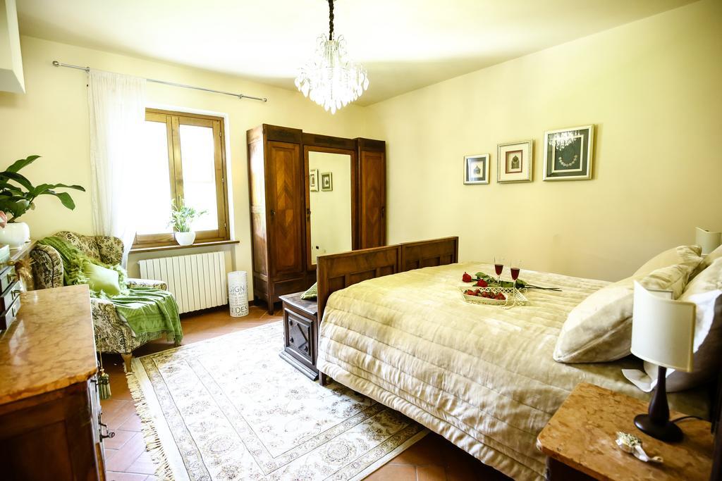 Villa Louise Umbria Uncinano Luaran gambar