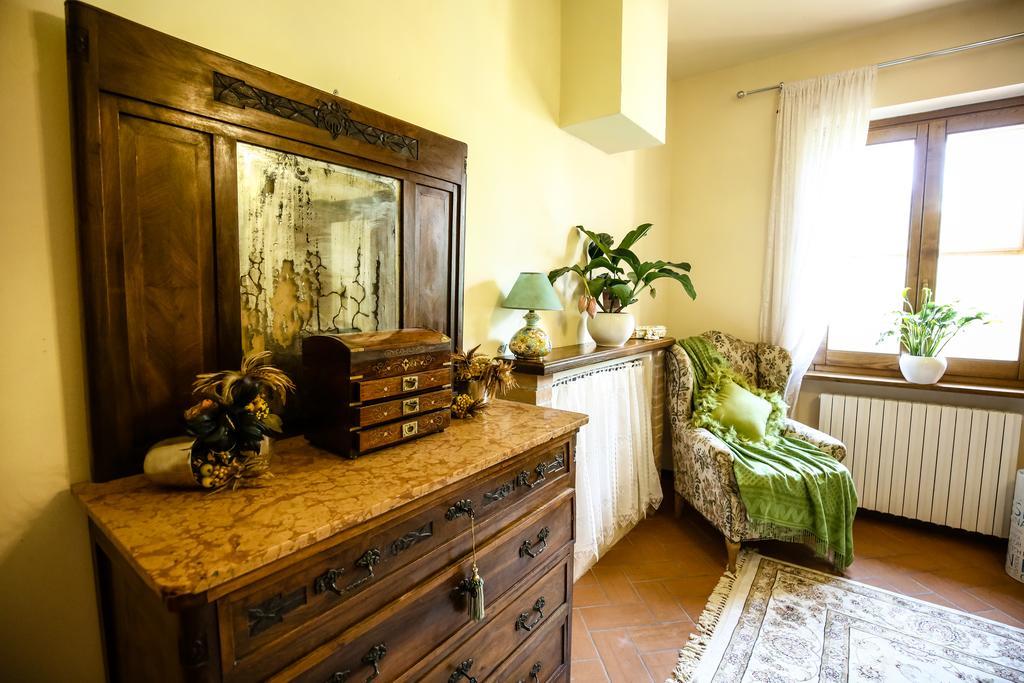 Villa Louise Umbria Uncinano Luaran gambar